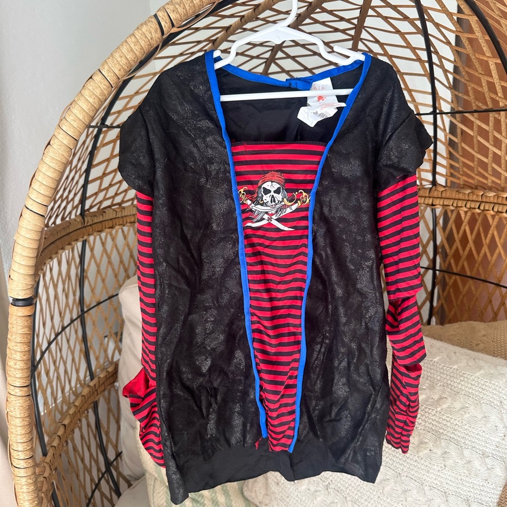 Kids Pirate Costume Halloween Dress Up - Black and Red, EUC